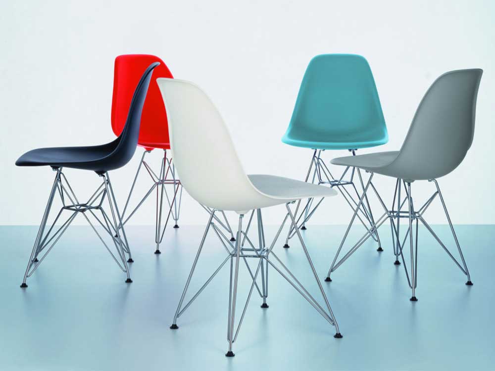 Vitra-Eames-Plastic-Side-Chair-DSR-4
