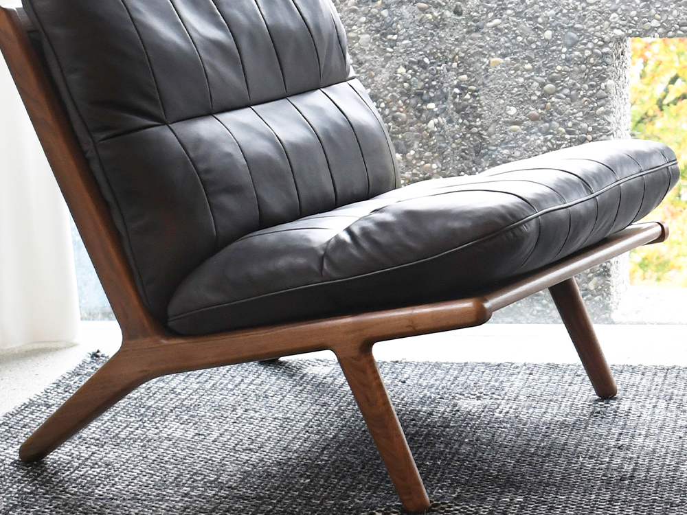 De-Sede-ds-531-fauteuil-leer-zwart-hout